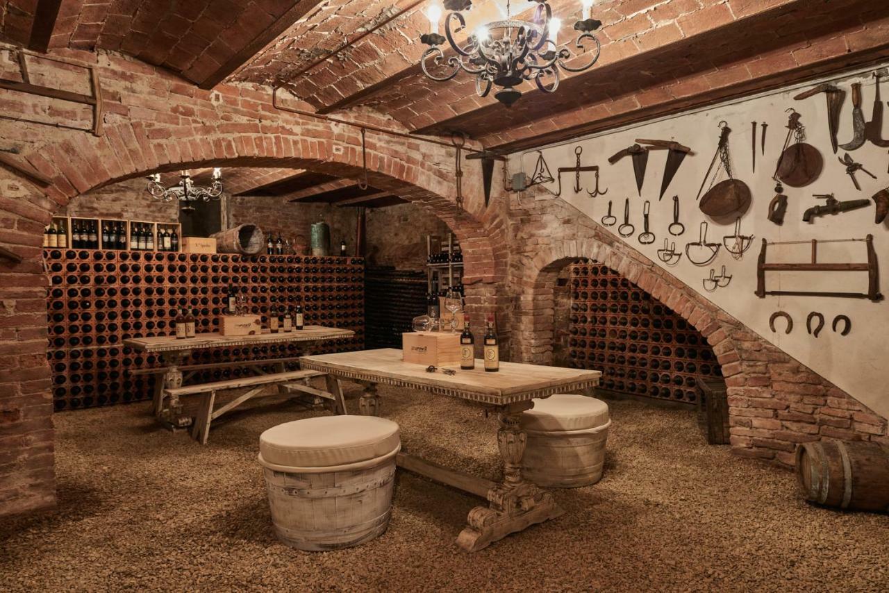 ヴィンチ Casale Di Valleヴィラ エクステリア 写真